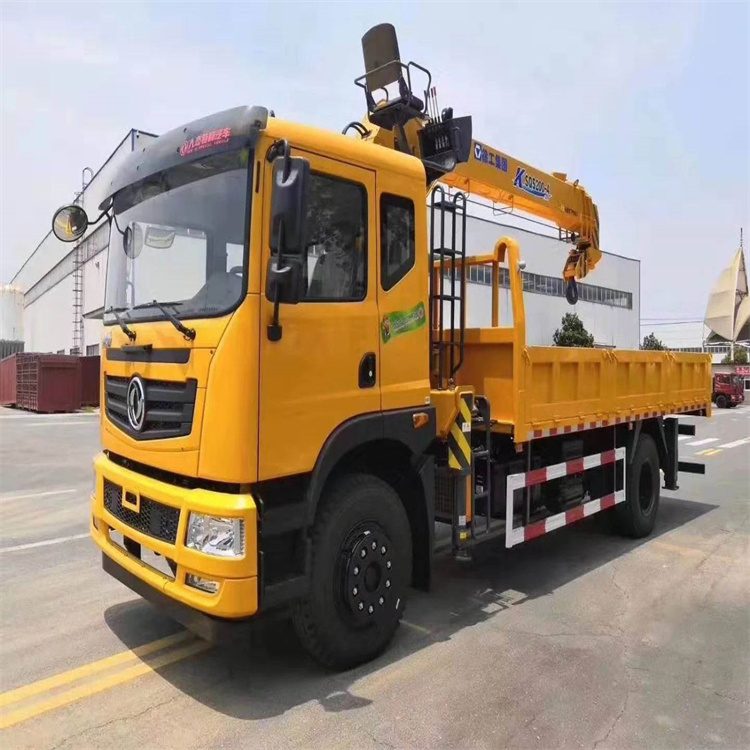 温江附近找一辆随车吊出租